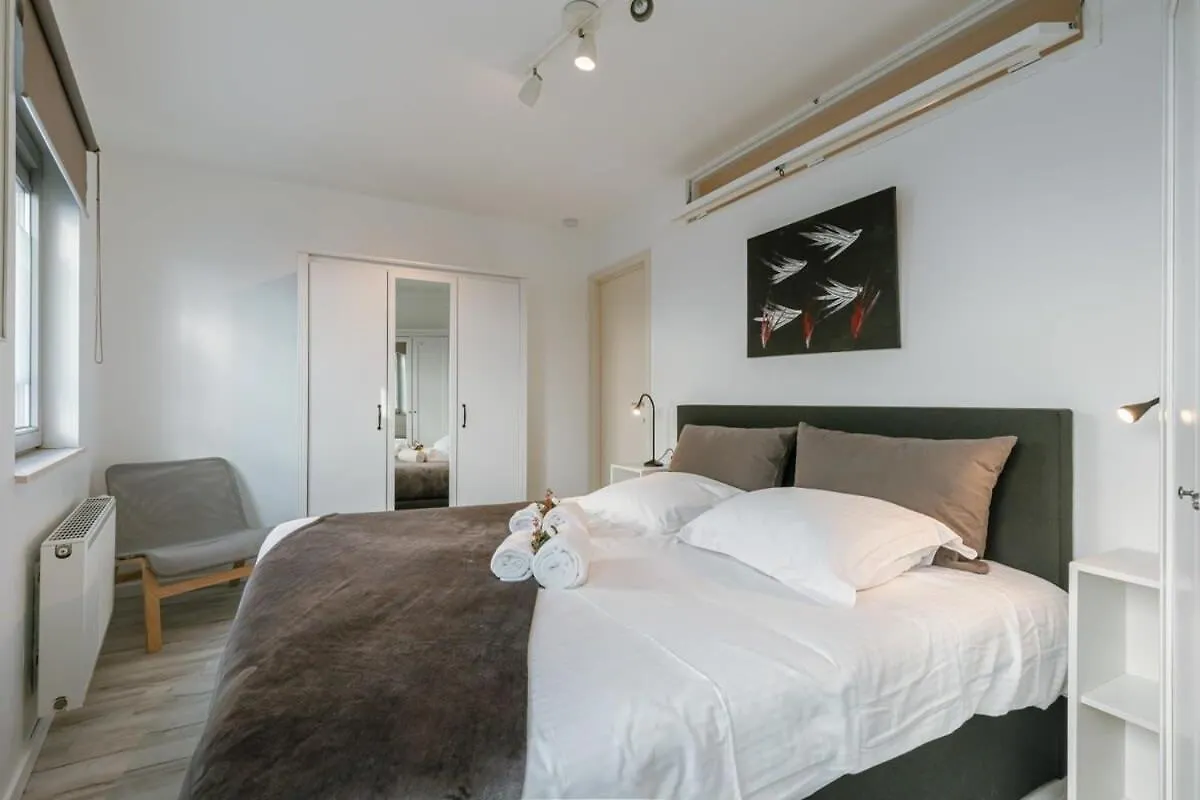 Huswell - Modern Apartment Near The Beach Ostenda